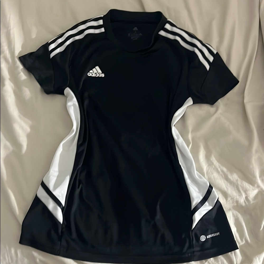 Adidas tiro jersey Short Sleeve Tee